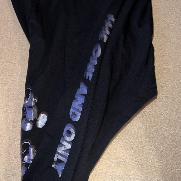 Disney Jogger Mickey Capris - Picture 3 of 4